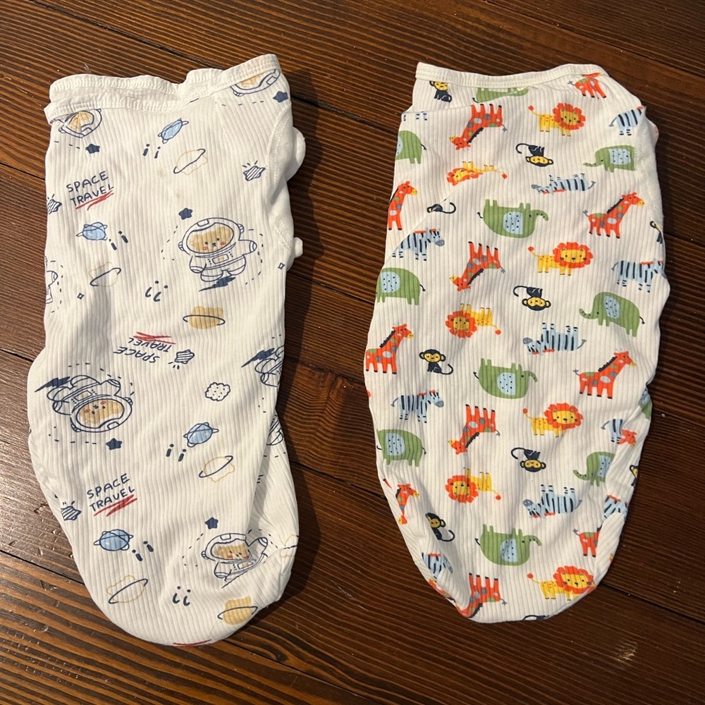 2 Swaddles 0-3 months